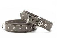 Halsband Old English mit Stein